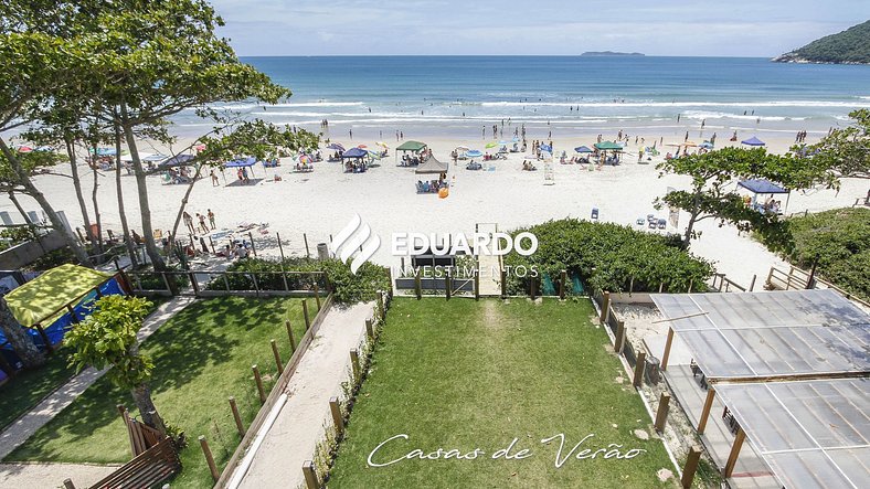 Casas de verão - Sobrado beira mar no centro de Canto Grande