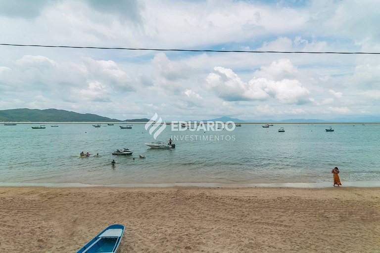 Sobrado para familias em frente ao Mar